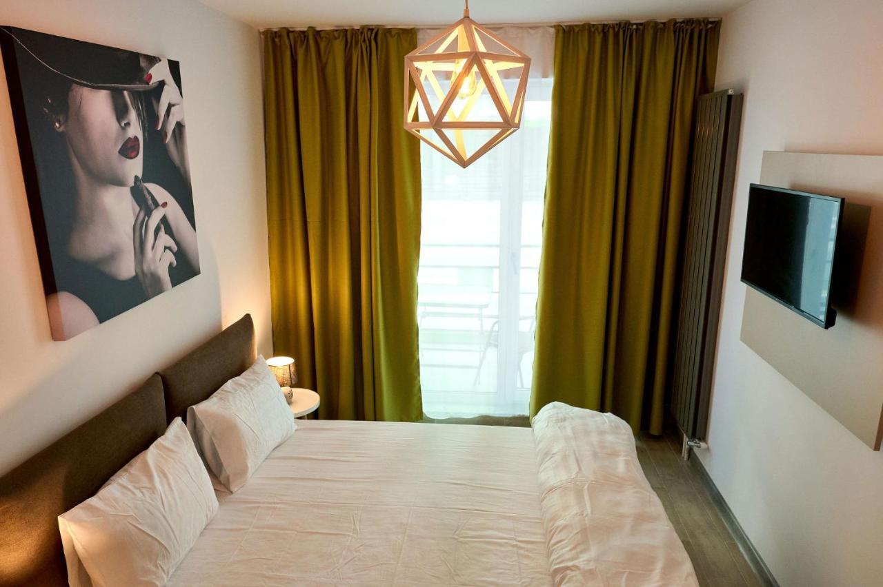 Orizont Sea View Apartment- Spa N Pools Beach Resort Mamaia Ngoại thất bức ảnh